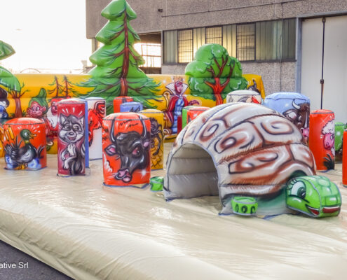 Gioco gonfiabile con birilli - Inflatable with pins