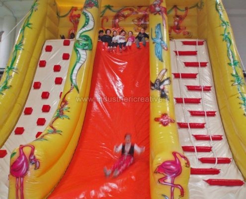 Scivolo gonfiabile Giungla - grandi scivoli gonfiabili per parchi giochi, lunapark, ludoteche, aree bambini - vente de toboggan gonflable jungle