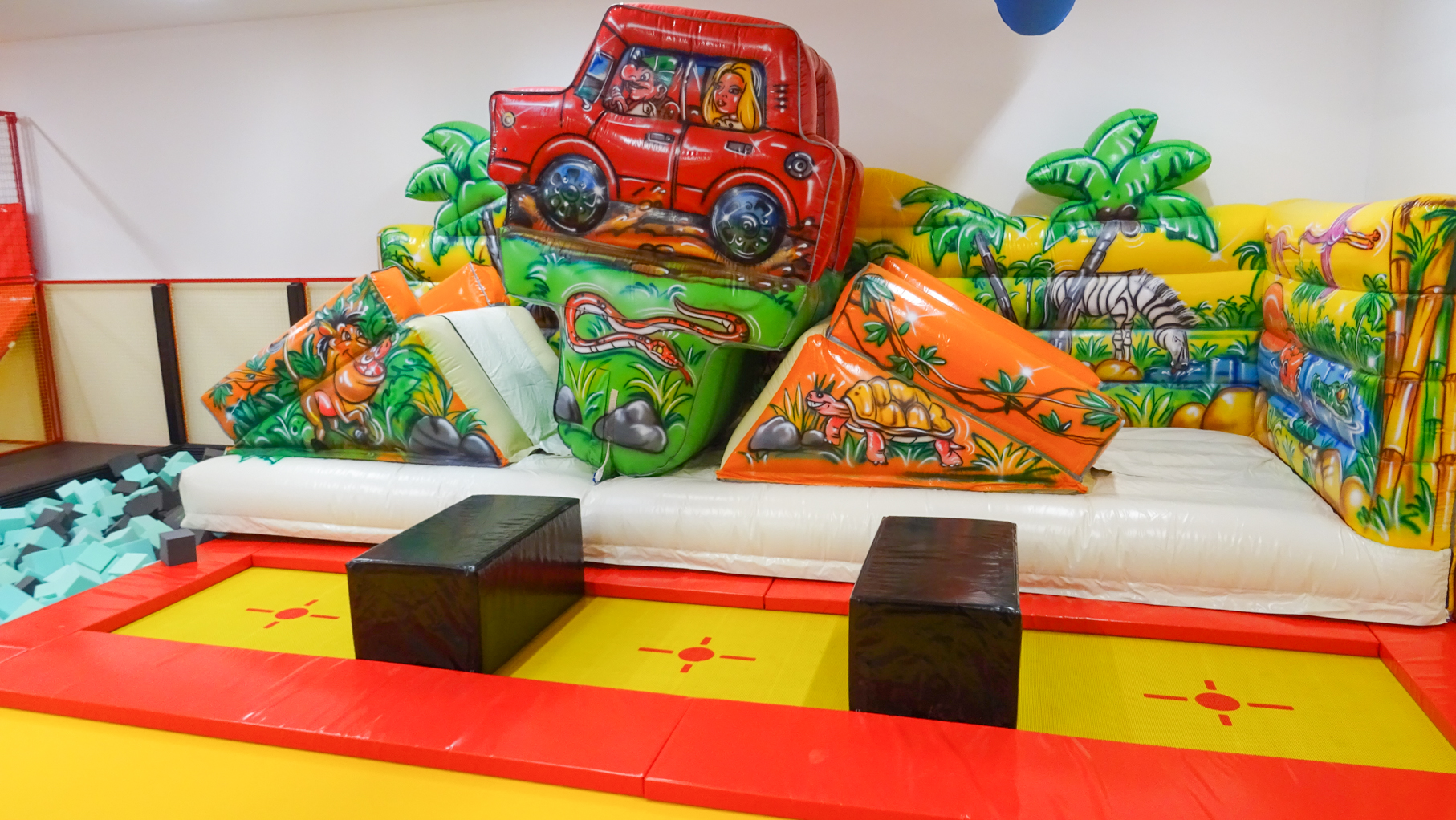 Mini trampoline park Angola-3