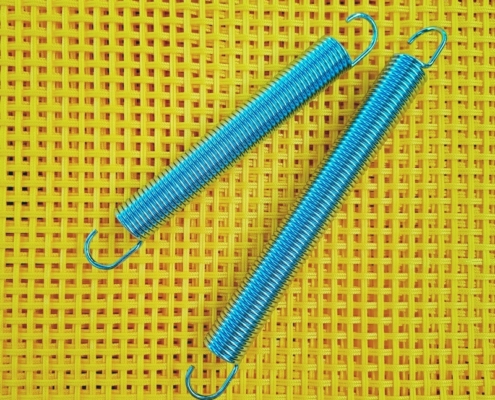 Molle 28 e 24 cm per trampolino elastico professionale Vendita molle professionali per tappeti elastici