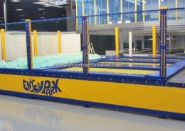 Modular trampolines with foam pit supply - Trampolino elastico con vasca gommapiuma - Trampolinanlage
