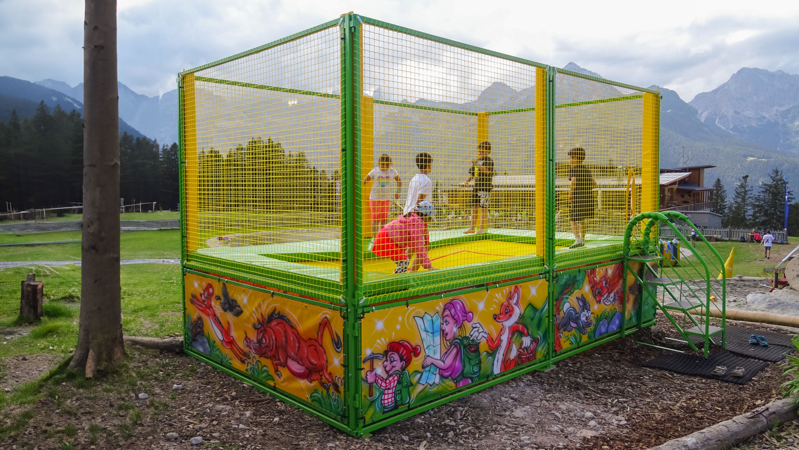 Tappeto elastico singolo per parco giochi - Single trampoline for baby park