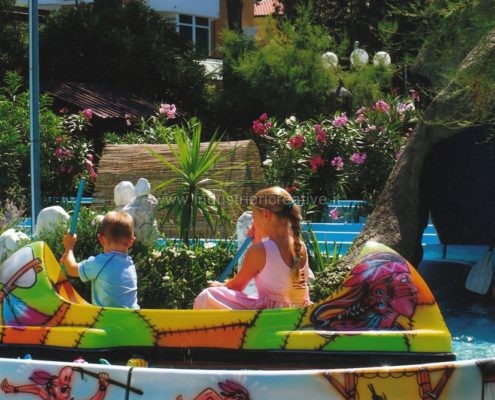 vendita di attrazione per bambini - Flume ride per luna park e parchi gioco - fabrication de manèges pour parcs d'attractions