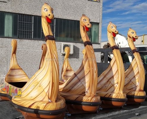 Produzione e vendita di navi vichinghe per Viking River flume ride